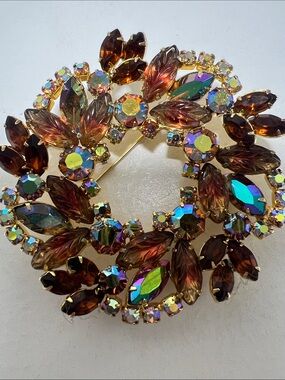 Crystal Vintage Wreath Brooch - Amber and Aurora Borealis